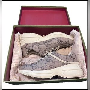 Gucci Rhyton Sneakers